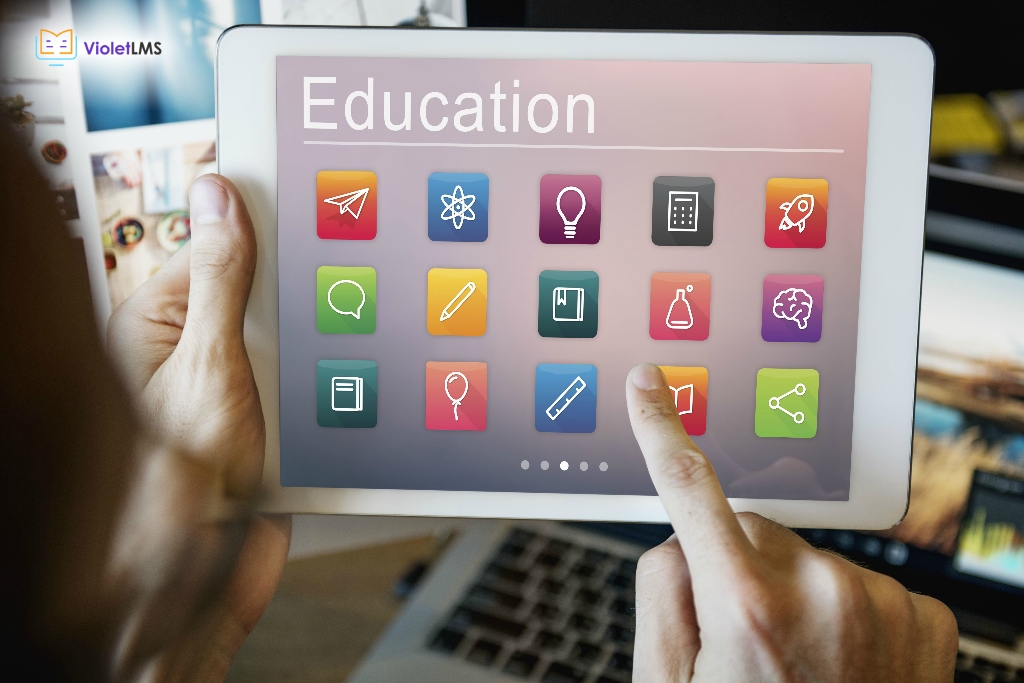 Navigating the Online Learning Landscape: Tips for Choosing the Right Online Learning System 